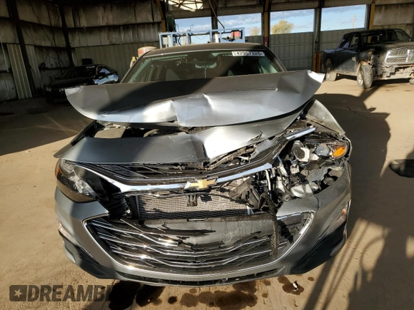 2024 Chevrolet Malibu LS with VIN 1G1ZB5ST8RF135834, listed as a Copart auction lot 42957325 with 24,630 mi miles and Salvage Title. Bid and sale history available at DreamBid. Image 5.
