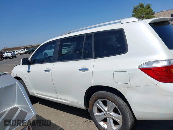 2009 Toyota Highlander Limited с VIN JTEES42AX92114288, выставлен на аукционе IAAI как лот 42508486 с пробегом 137 506 миль миль и . История ставок и продаж доступна на DreamBid. Изображение 14.