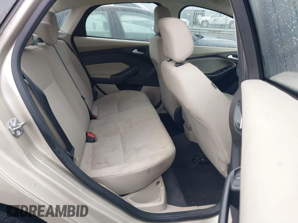 2018 Ford Focus SE with VIN 1FADP3F27JL219423, listed as a IAAI auction lot 41575274 with 73,574 mi miles. Bid and sale history available at carsss.com. Image 8.