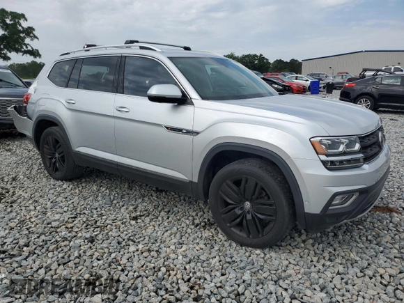 2018 Volkswagen Atlas SEL Premium with VIN 1V2NR2CAXJC589357, listed as a Copart auction lot 56536175 with 69,543 mi miles and Salvage title. Bid and sale history available at DreamBid. Image 4.