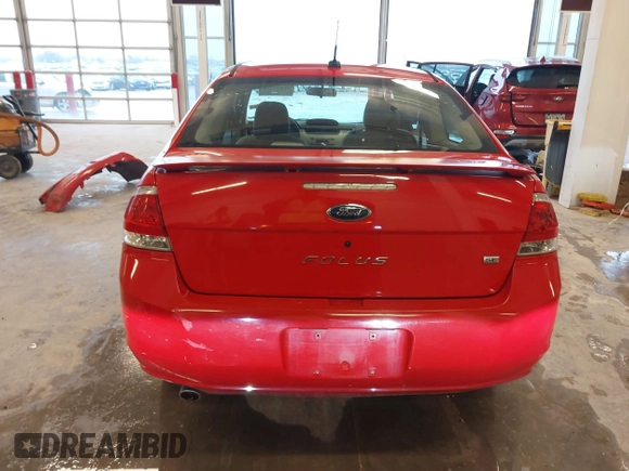 2008 Ford Focus SE with VIN 1FAHP33N08W131841, listed as a IAAI auction lot 41455262 with 100,314 mi miles. Bid and sale history available at carsss.com. Image 17.