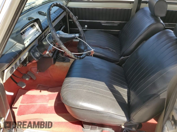 1972 FIAT 124 Spider z VIN 124AF11153835, wystawiony jako Copart lot #51018545 z przebiegiem 58 389 mil mil oraz Szkoda całkowita • Salvage title. Historia ofert i sprzedaży dostępna na DreamBid. Obrazek 7.