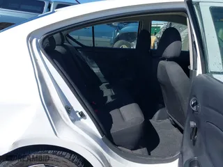 2019 Nissan Versa Sedan SV with VIN 3N1CN7AP5KL828802, listed as a IAAI auction lot 41738724 with 80,128 mi miles. Bid and sale history available at carsss.com. Image 8.
