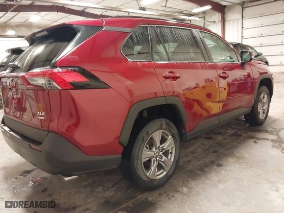 2024 Toyota RAV4 XLE with VIN 2T3P1RFV1RW423570, listed as a IAAI auction lot 41946644 with 34,490 mi miles. Bid and sale history available at carsss.com. Image 4.