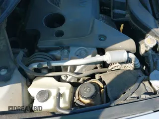 2016 Nissan Altima SR z VIN 1N4AL3AP6GC274682, wystawiony jako IAAI lot #43233735 z przebiegiem 139 978 mil mil oraz . Historia ofert i sprzedaży dostępna na DreamBid. Obrazek 19.