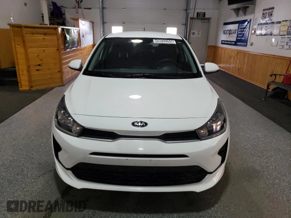 2021 Kia Rio S with VIN 3KPA24AD7ME401131, listed as a Copart auction lot 49033265 with 4,844 mi miles and Clean Title. Bid and sale history available at carsss.com. Image 5.