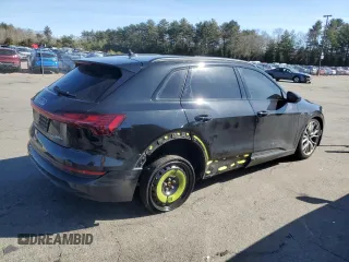 2021 Audi e-tron Prestige z VIN WA1VAAGE3MB020015, wystawiony jako Copart lot #48667165 z przebiegiem 55 428 mil mil oraz Szkody całkowita. Historia ofert i sprzedaży dostępna na DreamBid. Obrazek 3.