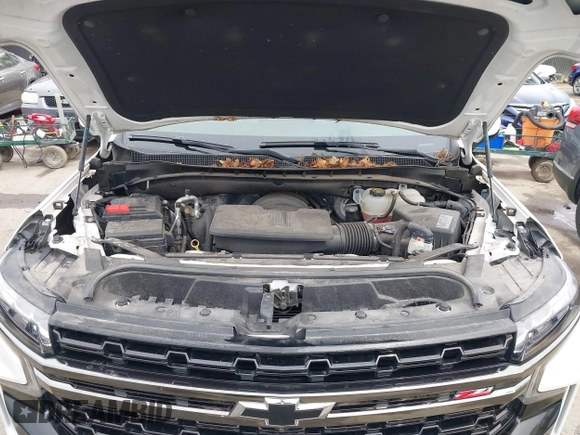 2021 Chevrolet Tahoe Z71 with VIN 1GNSKPKD6MR160422, listed as a IAAI auction lot 41920107 with 37,399 mi miles and . Bid and sale history available at DreamBid. Image 10.