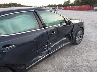 2017 Kia Cadenza Limited with VIN KNALC4J15H5081396, listed as a IAAI auction lot 41451615 with 71,038 mi miles. Bid and sale history available at carsss.com. Image 6.