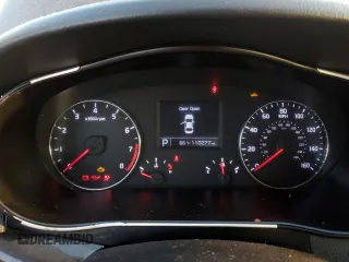 2015 Kia Cadenza Premium with VIN KNALN4D71F5174259, listed as a Copart auction lot 83925074 with 110,277 mi miles and Clean Title. Bid and sale history available at carsss.com. Image 9.