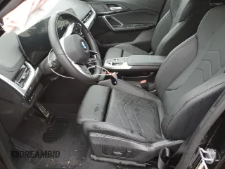 2024 BMW X1 xDrive28i with VIN WBX73EF04R5Z55137, listed as a Copart auction lot 53618405 with 5,160 mi miles and Clean title. Bid and sale history available at DreamBid. Image 7.