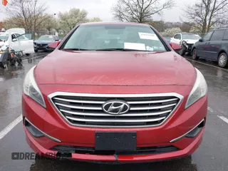 2016 Hyundai Sonata SE z VIN 5NPE24AF7GH391820, wystawiony jako IAAI lot #42015648 z przebiegiem 123 004 mil mil oraz . Historia ofert i sprzedaży dostępna na DreamBid. Obrazek 12.