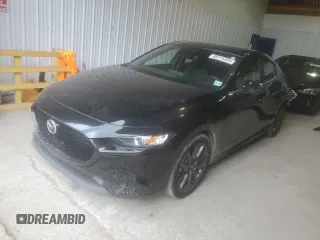 2022 Mazda Mazda3 Hatchback Select with VIN JM1BPAKL1N1521022, listed as a Copart auction lot 65715334 with 40,744 mi miles and Salvage Title. Bid and sale history available at carsss.com. Image 1.