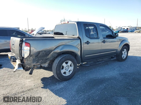 2006 Nissan Frontier SE z VIN 1N6AD07U96C414383, wystawiony jako Copart lot #42487195 z przebiegiem 116 557 mil mil oraz Szkoda całkowita • Salvage title. Historia ofert i sprzedaży dostępna na DreamBid. Obrazek 3.