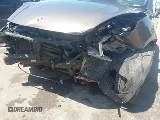 2015 Porsche Cayenne Turbo с VIN WP1AC2A27FLA82984, выставлен на аукционе IAAI как лот 42290464 с пробегом 114 185 миль миль и . История ставок и продаж доступна на DreamBid. Изображение 6.