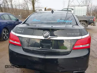 2015 Buick LaCrosse Premium I with VIN 1G4GD5G31FF207224, listed as a IAAI auction lot 41185097 with 191,552 mi miles. Bid and sale history available at carsss.com. Image 17.