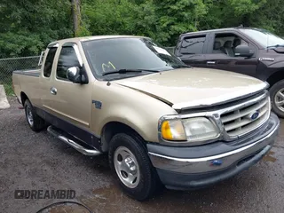2000 Ford F-150 XL с VIN 1FTRX17L0YNA64787, выставлен на аукционе IAAI как лот 42514949 с пробегом Не указан миль и . История ставок и продаж доступна на DreamBid. Изображение 1.
