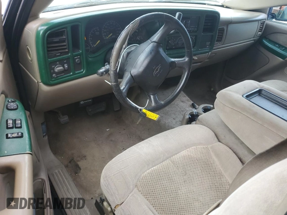 2001 Chevrolet Silverado 1500 LS with VIN 2GCEC19V611112938, listed as a Copart auction lot 88750485 with 368,647 mi miles and Salvage Title. Bid and sale history available at DreamBid. Image 8.