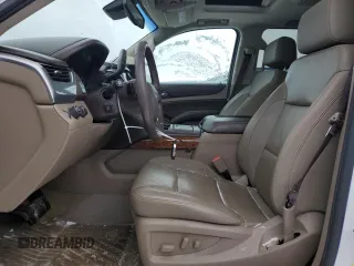 2018 Chevrolet Suburban Premier z VIN 1GNSKJKC0JR166765, wystawiony jako Copart lot #43997605 z przebiegiem 112 786 mil mil oraz Czysty tytuł • Clean title. Historia ofert i sprzedaży dostępna na DreamBid. Obrazek 7.