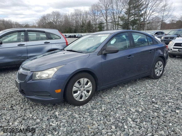 2013 Chevrolet Cruze LS with VIN 1G1PA5SG5D7295346, listed as a Copart auction lot 53536695 with 192,497 mi miles and Clean Title. Bid and sale history available at carsss.com. Image 1.