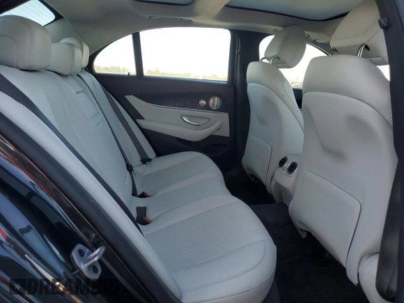 2022 Mercedes-Benz E-Class E 350 with VIN W1KZF8DB3NB076782, listed as a Copart auction lot 48971025 with 16,199 mi miles and Clean Title. Bid and sale history available at carsss.com. Image 10.