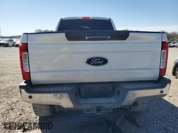 2017 Ford F-250 Lariat с VIN 1FT7W2BT3HEB55785, выставлен на аукционе Copart как лот 50175675 с пробегом 114 425 миль миль и Чистый • Clean title. История ставок и продаж доступна на DreamBid. Изображение 6.
