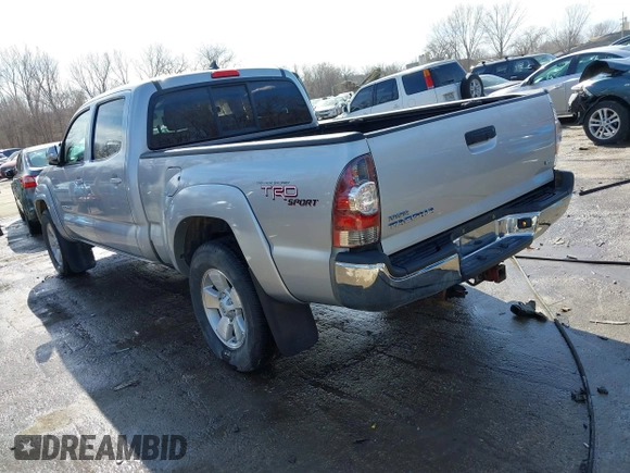 2013 Toyota Tacoma with VIN 3TMMU4FN8DM054973, listed as a IAAI auction lot 41659232 with 113,734 mi miles. Bid and sale history available at carsss.com. Image 3.