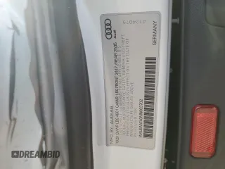 2021 Audi A4 S line Premium Plus z VIN WAUEAAF40MN003702, wystawiony jako Copart lot #47108135 z przebiegiem Nie podano mil oraz Szkoda całkowita • Salvage title. Historia ofert i sprzedaży dostępna na DreamBid. Obrazek 14.
