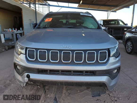 2022 Jeep Compass North with VIN 3C4NJDBB7NT209884, listed as a Copart auction lot 44819015 with 22,646 mi miles and Salvage Title. Bid and sale history available at DreamBid. Image 5.
