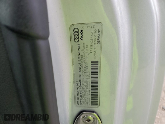 2012 Audi A5 Premium Plus с VIN WAULFAFH3CN000190, выставлен на аукционе Copart как лот 45722775 с пробегом 98 393 миль миль и Списание • Salvage title. История ставок и продаж доступна на DreamBid. Изображение 12.