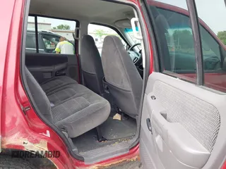 2002 Ford Explorer XLT с VIN 1FMZU73E82ZB94069, выставлен на аукционе IAAI как лот 42525853 с пробегом 143 036 миль миль и . История ставок и продаж доступна на DreamBid. Изображение 8.
