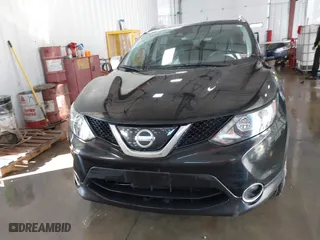 2018 Nissan Rogue Sport S with VIN JN1BJ1CR3JW282514, listed as a IAAI auction lot 41619650 with 149,522 mi miles. Bid and sale history available at carsss.com. Image 12.