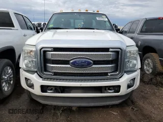 2015 Ford F-450 XL with VIN 1FT8W4DT4FEB69706, listed as a Copart auction lot 68840094 with Not Provided miles and Clean Title. Bid and sale history available at carsss.com. Image 5.