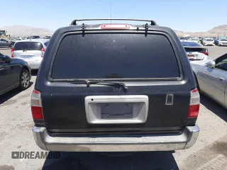 1998 Toyota 4Runner SR5 z VIN JT3GN86R6W0071589, wystawiony jako Copart lot #58624665 z przebiegiem 260 156 mil mil oraz Czysty tytuł • Clean title. Historia ofert i sprzedaży dostępna na DreamBid. Obrazek 6.