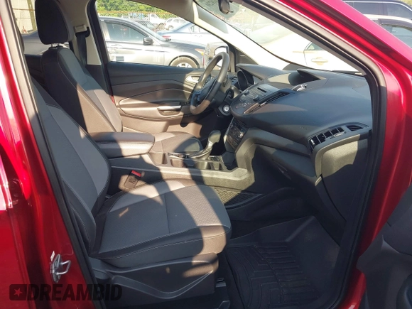 2017 Ford Escape SE z VIN 1FMCU0GD9HUF01849, wystawiony jako IAAI lot #42410230 z przebiegiem 177 423 mil mil oraz . Historia ofert i sprzedaży dostępna na DreamBid. Obrazek 5.