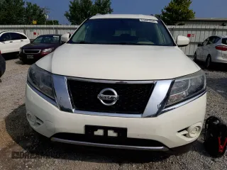 2016 Nissan Pathfinder S with VIN 5N1AR2MM9GC661579, listed as a Copart auction lot 63883934 with 147,497 mi miles and Salvage title. Bid and sale history available at DreamBid. Image 5.