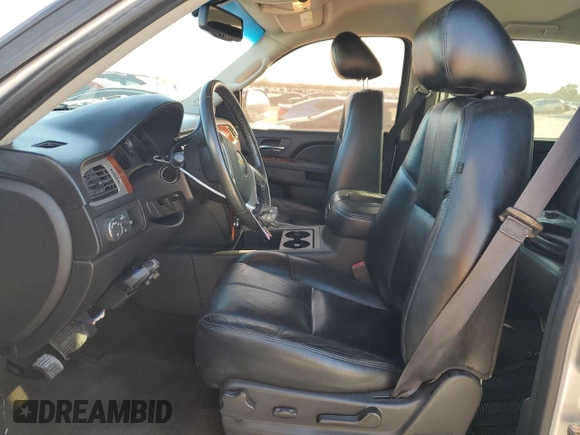2013 Chevrolet Avalanche LT with VIN 3GNMCFE06DG214505, listed as a Copart auction lot 43686145 with 112,816 mi miles and Salvage Title. Bid and sale history available at DreamBid. Image 7.