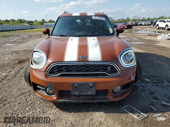 2020 MINI Countryman Cooper S with VIN WMZYW7C02L3L86218, listed as a Copart auction lot 48883435 with 44,046 mi miles and Salvage title. Bid and sale history available at DreamBid. Image 5.