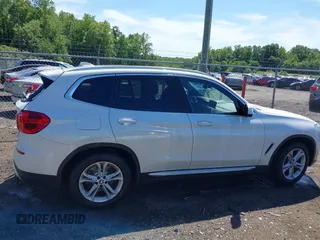 2019 BMW X3 xDrive30i z VIN 5UXTR9C5XKLD90591, wystawiony jako IAAI lot #42296306 z przebiegiem 100 416 mil mil oraz . Historia ofert i sprzedaży dostępna na DreamBid. Obrazek 13.
