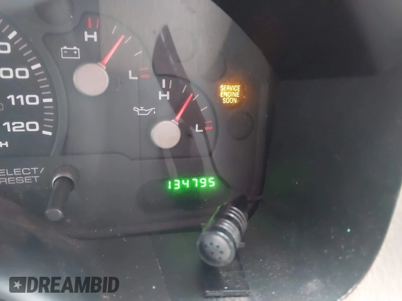 2003 Ford Explorer XLS z VIN 1FMZU72K03UA75695, wystawiony jako IAAI lot #41250087 z przebiegiem 134 795 mil mil oraz . Historia ofert i sprzedaży dostępna na DreamBid. Obrazek 7.