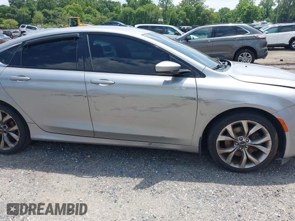 2015 Chrysler 200 S with VIN 1C3CCCBB8FN565732, listed as a IAAI auction lot 42754941 with 114,731 mi miles and . Bid and sale history available at DreamBid. Image 6.