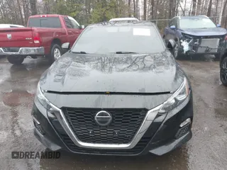 2020 Nissan Altima 2.5 S with VIN 1N4BL4BVXLC261855, listed as a IAAI auction lot 41490344 with 49,871 mi miles. Bid and sale history available at carsss.com. Image 13.