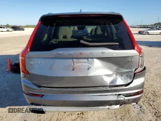 2020 Volvo XC90 Momentum with VIN YV4102CK9L1586853, listed as a Copart auction lot 80652854 with 20,256 mi miles and Clean Title. Bid and sale history available at carsss.com. Image 6.