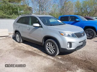 2015 Kia Sorento LX with VIN 5XYKTDA66FG565110, listed as a IAAI auction lot 42215149 with 139,452 mi miles and . Bid and sale history available at DreamBid. Image 1.