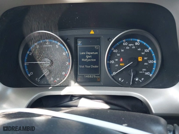 2018 Toyota RAV4 XLE with VIN 2T3WFREV6JW477658, listed as a IAAI auction lot 41706807 with 146,829 mi miles. Bid and sale history available at carsss.com. Image 7.