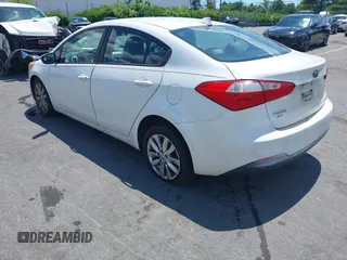 2014 Kia Forte LX with VIN KNAFX4A61E5055158, listed as a IAAI auction lot 42212501 with 224,830 mi miles and . Bid and sale history available at carsss.com. Image 3.