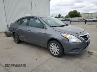 2019 Nissan Versa SV z VIN 3N1CN7AP7KL872090, wystawiony jako Copart lot #53095795 z przebiegiem 88 987 mil mil oraz Szkoda całkowita • Salvage title. Historia ofert i sprzedaży dostępna na DreamBid. Obrazek 4.