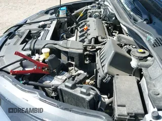 2020 Honda HR-V LX z VIN 3CZRU6H37LM738385, wystawiony jako IAAI lot #42581691 z przebiegiem 45 418 mil mil oraz . Historia ofert i sprzedaży dostępna na DreamBid. Obrazek 19.