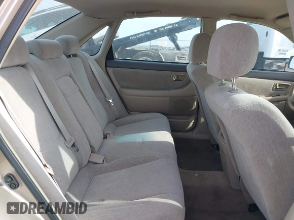 2001 Toyota Avalon XL w/Bucket Seats with VIN 4T1BF28B61U131772, listed as a IAAI auction lot 42039204 with Not Provided miles. Bid and sale history available at carsss.com. Image 8.
