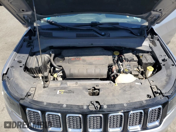 2018 Jeep Compass Limited with VIN 3C4NJDCBXJT114406, listed as a Copart auction lot 55061375 with 101,858 mi miles and Salvage title. Bid and sale history available at DreamBid. Image 12.